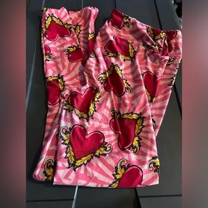 3 for $15🦋 Heart print TC GUC